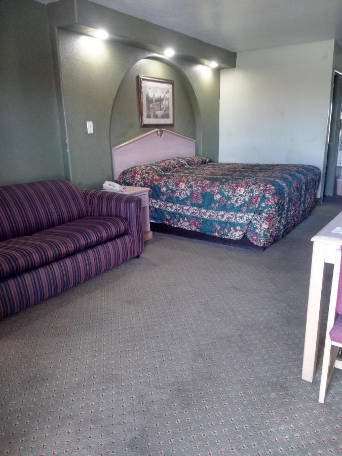 Hotel Budget Downtown I-10 East